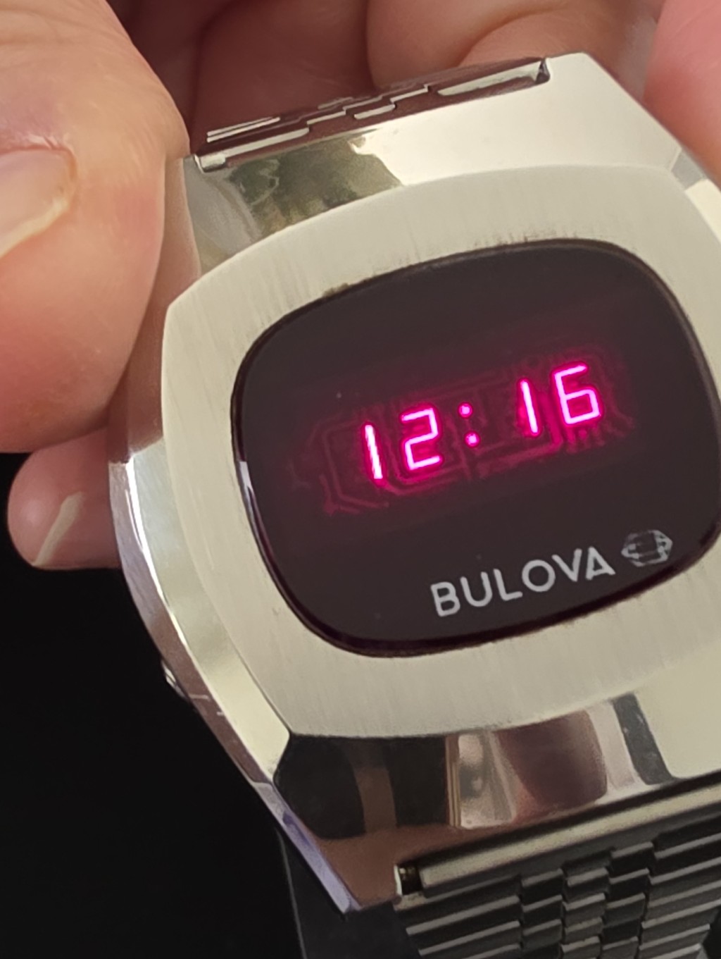 Vintage Bulova Computron N6 Red Digital Led 38mm Watch Usa Works Rare
